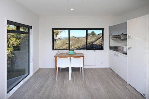 Birdsong - Accommodation New Zealand 2