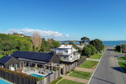 Blackpool Boathouse - Accommodation New Zealand 2