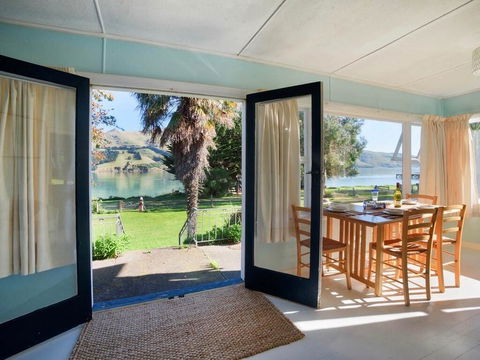 Blueberry Bach - Port Levy Bach - Accommodation New Zealand 1