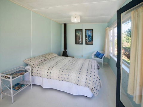 Blueberry Bach - Port Levy Bach - Accommodation New Zealand 2