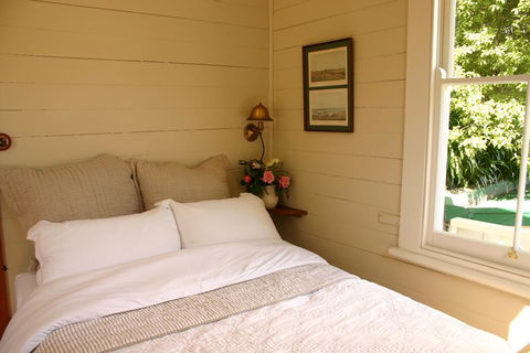 Bluff Hill Bed & Breakfast - Accommodation New Zealand 2