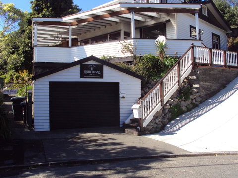 Bluff Hill Lighthouse B&B - Accommodation New Zealand 0