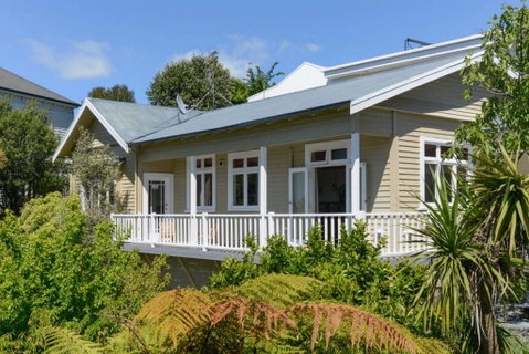 Bluff Hill Lookout - Napier Holiday Home - Accommodation New Zealand 0