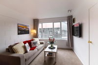 Boutique 1 Bedroom Apartment in the Heart of Newmarket