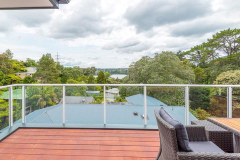 Brand New 5BR Modern Homes With View Of The Bay - Accommodation New Zealand 3
