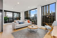 Brand new modern and vibrant living on K'rd