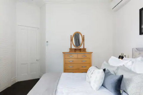 Bright Renovated Villa Short Walk To Ponsonby Road - Accommodation New Zealand 3