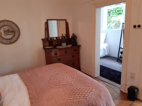 Brony's Beachfront Boarding Home - Accommodation New Zealand 2