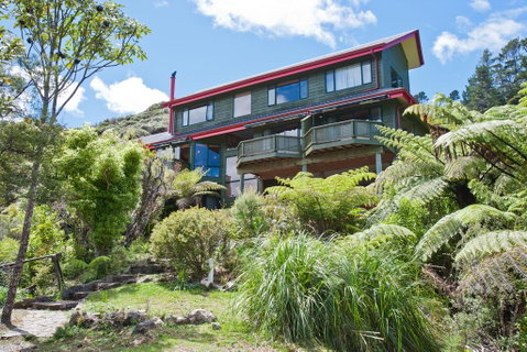 Buffalo Lodge - Accommodation New Zealand 2