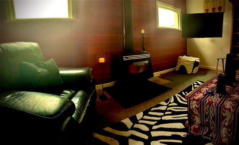 Bungalow On Centre - Accommodation New Zealand 1