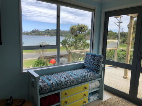 Butterfield Beach House Car Available - Accommodation New Zealand 2