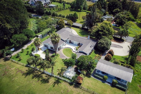 Bycroft Lodge - Accommodation New Zealand 0