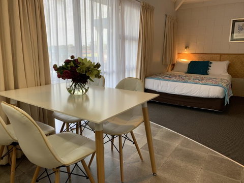 Cameron Thermal Motel - Accommodation New Zealand 0