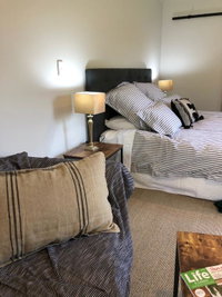 Cedar Park Bed  Breakfast