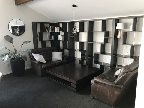 Central Chambers - Accommodation New Zealand 0