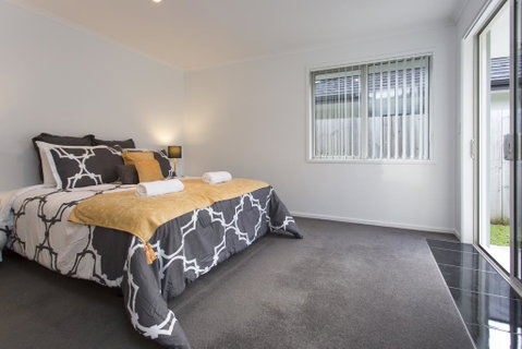 Central City Coastal Walkway Charmer - Accommodation New Zealand 2
