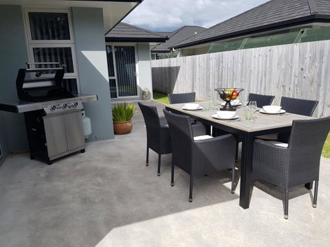 Central City Coastal Walkway Charmer - Accommodation New Zealand 0