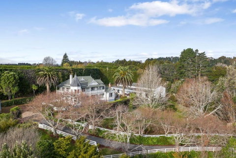 Charlemagne Lodge - Accommodation New Zealand 2