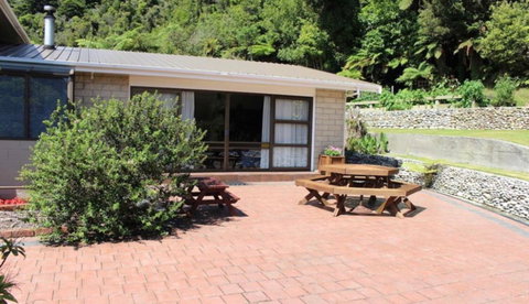 Charles Court Motel - Accommodation New Zealand 2