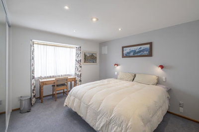 Christchurch 7 Minutes Drive From Airport Modernised Rimu House