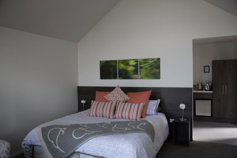Church Hill Boutique Lodge & Restaurant - Accommodation New Zealand 1