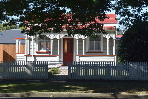 Circa 1902 - Accommodation New Zealand 0