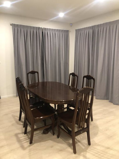 Clean & Modern Ensuit Close To City & Airport - Accommodation New Zealand 0