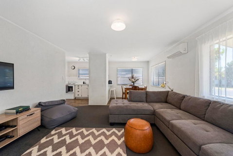 Coastal Cottage - Papamoa Holiday Home - Accommodation New Zealand 0