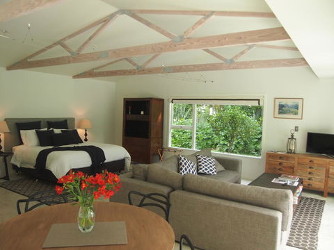 Columbus Cottage At 144 On Jones - Accommodation New Zealand 2