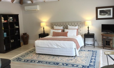 Columbus Suite At 144 On Jones - Accommodation New Zealand 1
