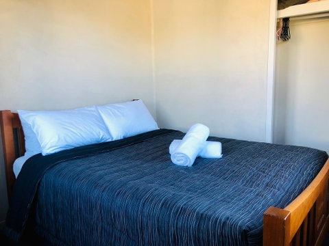 Comfortable & Close To Town - Accommodation New Zealand 3