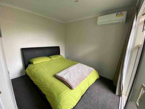 Comfortable Home Close To Airport - Accommodation New Zealand 1