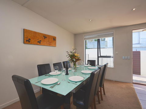 Copper Ridge Views - Queenstown Apartment - Accommodation New Zealand 1