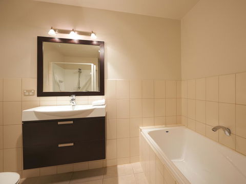 Copper Ridge Views - Queenstown Apartment - Accommodation New Zealand 2