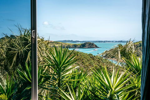 Delamore Cove - Manuka /You've Got It Maid - Accommodation New Zealand 0