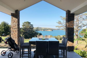 Deluxe Coastal Home  Award-winning Golf