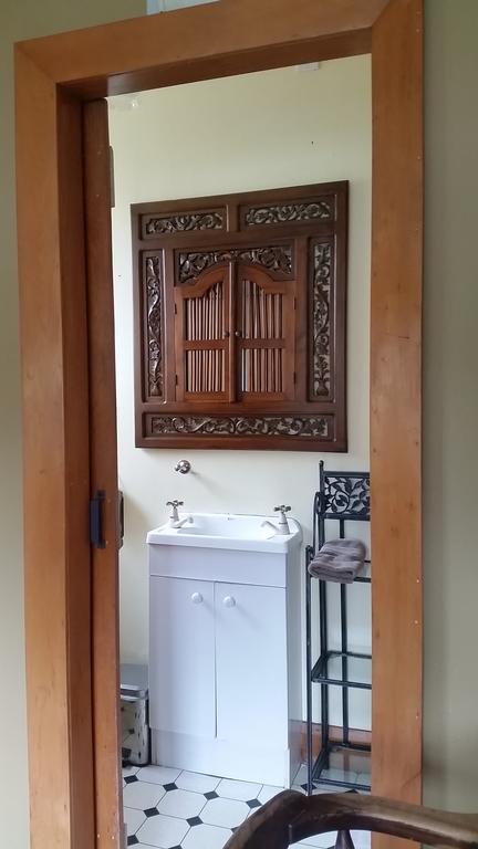 Designer Cottage - Accommodation New Zealand 2