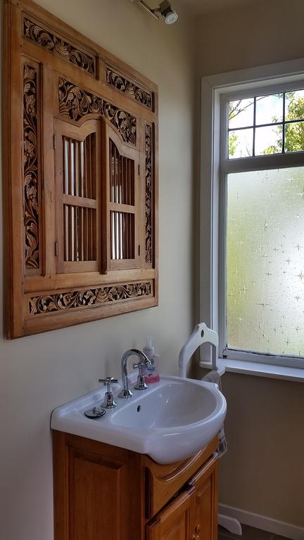 Designer Cottage - Accommodation New Zealand 1