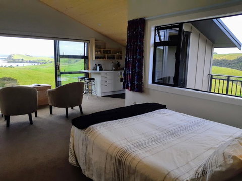 Dymond View - Accommodation New Zealand 1