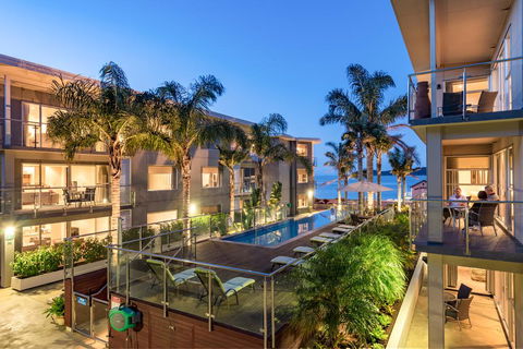 Edgewater Palms Apartments - Accommodation New Zealand 0