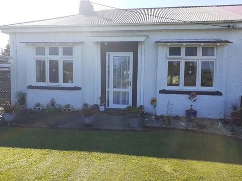 Ellie's Villa - Accommodation New Zealand 0
