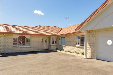 Exclusive Birchville Residence - Accommodation New Zealand 0