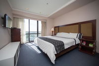 Fabulous 1BR apartment in the Spencer on Byron Hotel