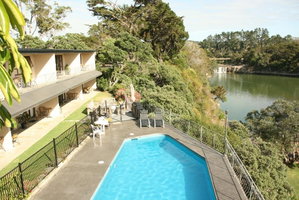 Falls Motel  Waterfront Campground