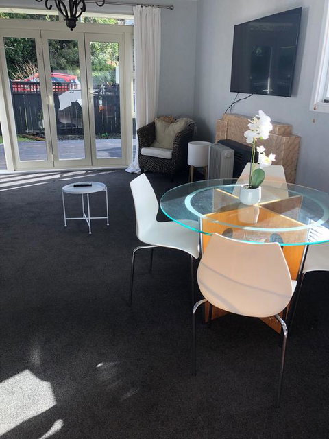 Family Home On Mahoe - Accommodation New Zealand 2