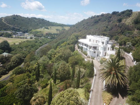 Feel Like Royalty, Med Style Castle, Ocean Views! - Accommodation New Zealand 1
