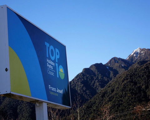 Franz Josef TOP 10 Holiday Park - Accommodation New Zealand 2