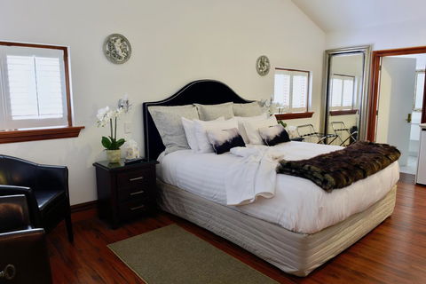 French Farm Winery - Accommodation New Zealand 2