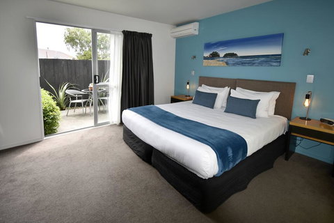 FYFFE On Riccarton - Accommodation New Zealand 0