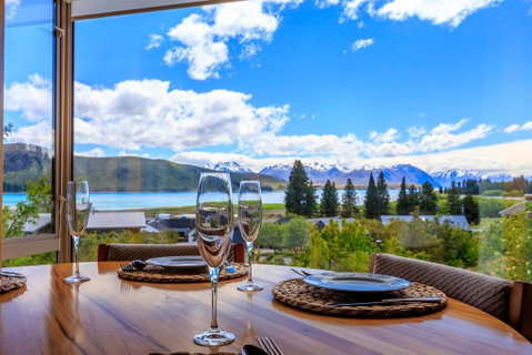Glacier Rock Lakeview House - Accommodation New Zealand 0